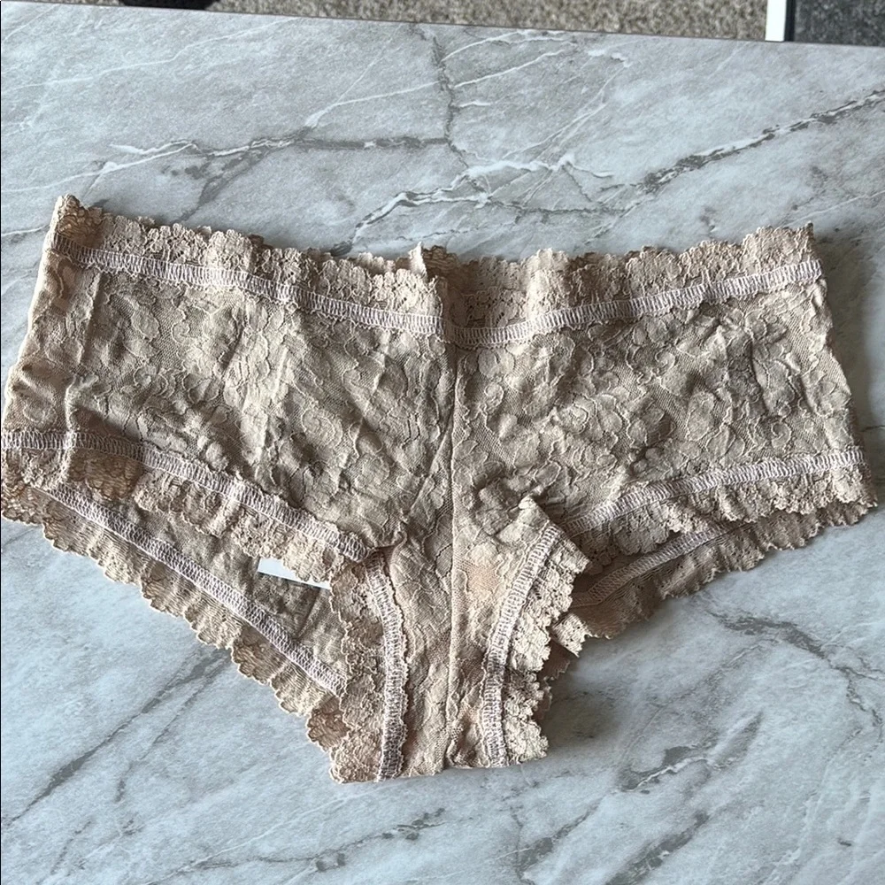NWT HANKY PANKY Signature Lace Boyshort Women's size S in Chai color - Picture 1 of 5